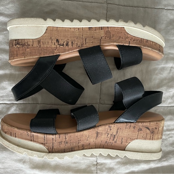 Wedges threshold sandals - Picture 2 of 3